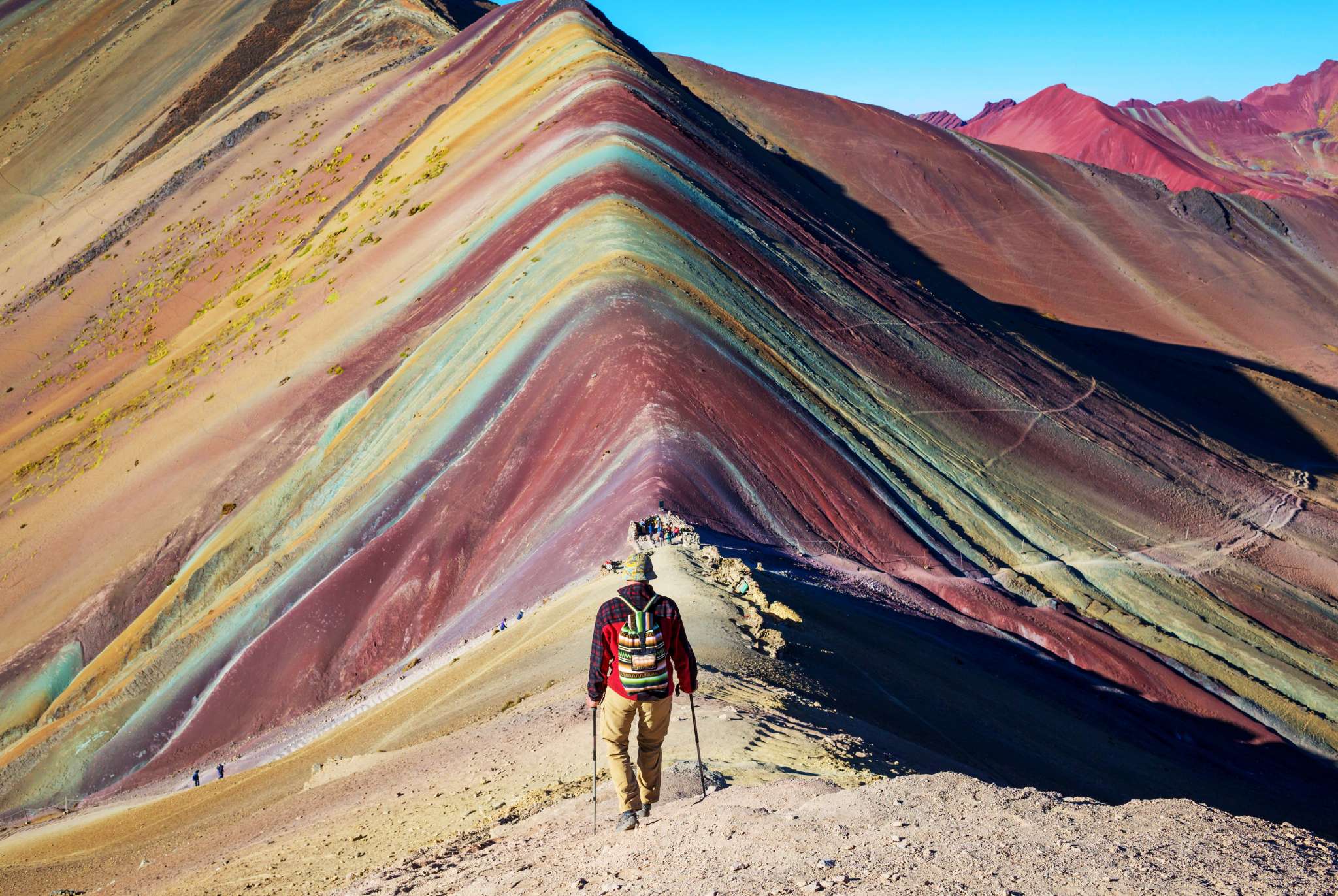 Trekking hacia la montaña